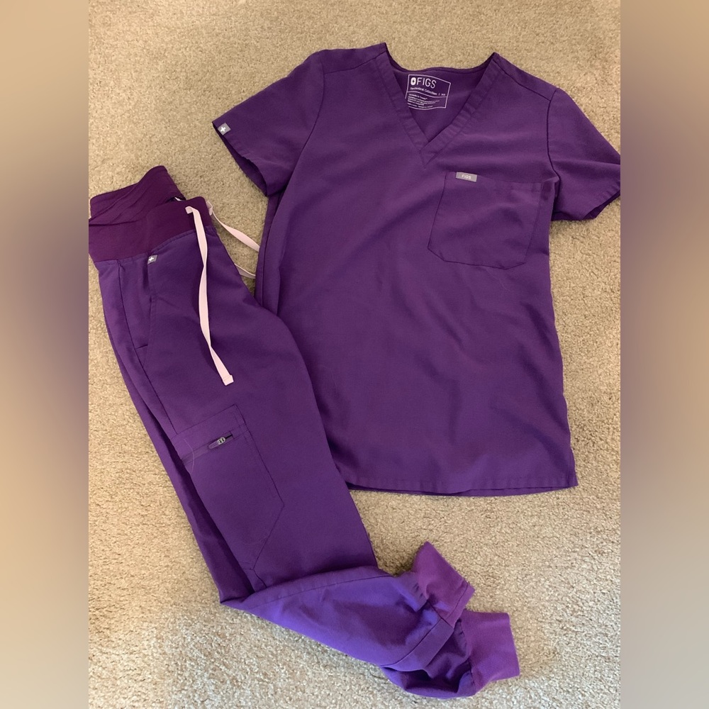 Figs Scrubs jogger pants one pocket top Technical collection xxs pants xs top